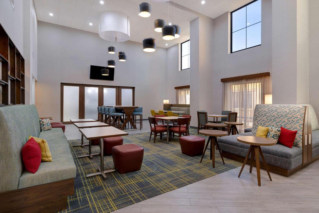 Hampton Inn & Suites Marina Zewnętrze zdjęcie