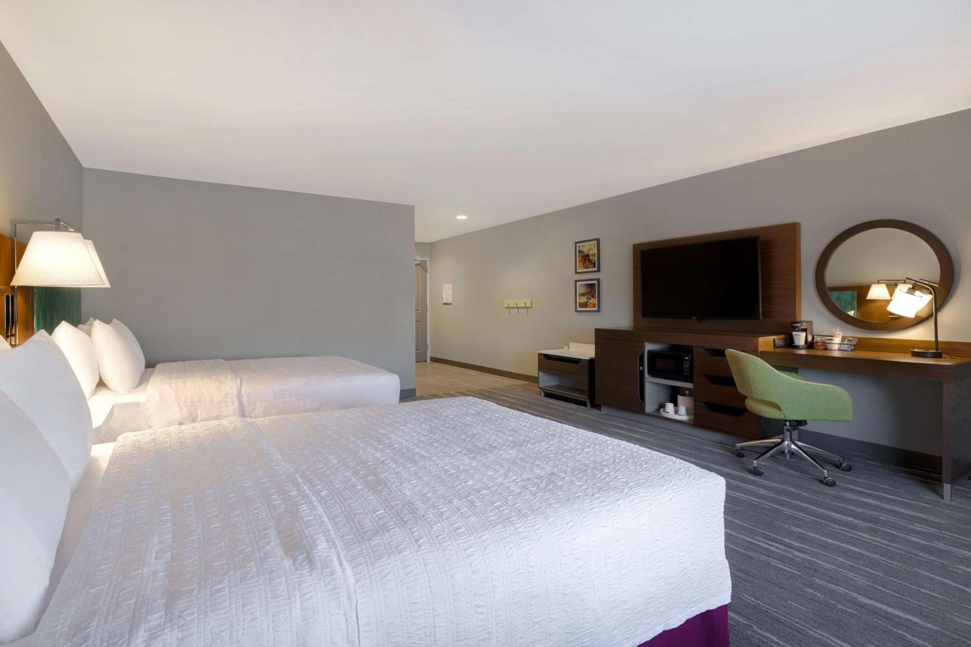 Hampton Inn & Suites Marina Zewnętrze zdjęcie